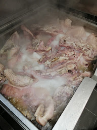 Photo n°5 de BOUCHERIE DE LA MINE à Auzat-la-Combelle (Magasin d'articles de fête)