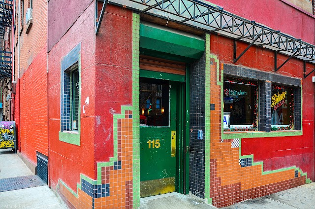 Tile Bar