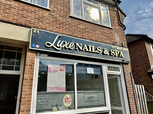 Luxe Nails & Spa
