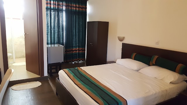 Bay Vista Hotel