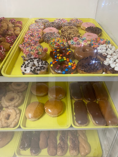 Young Donuts - Visual