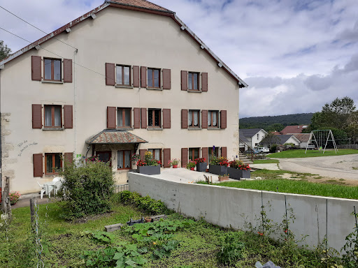 Photo de Gite d'etape de Foucherans 25 à Tarcenay (25620)