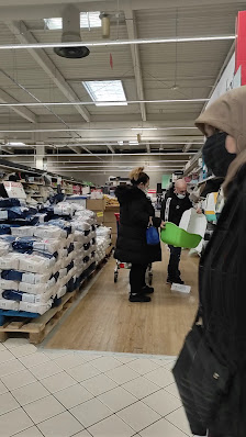 Carrefour Drancy 60 rue De Stenay, 93700 Drancy, France