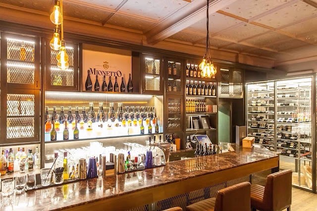 Rocco Italian Grill & Bar