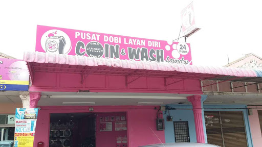 DOBI ROSE'S