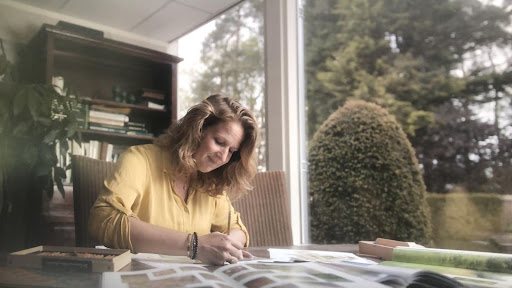 Ontwerp je tuin met Esther Logo