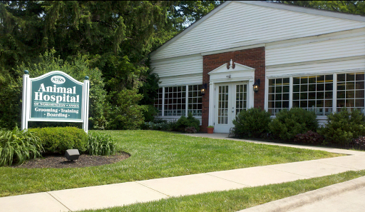 Animal Hospital of Worthington Logo