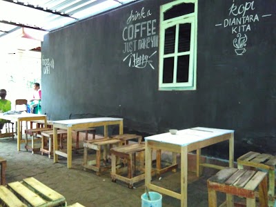 Photos of Mak Nyes Coffee