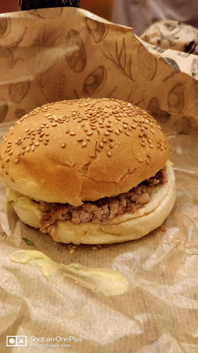 Photo 2 - Big Fernand