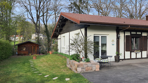 Photo de La Valentine piscine et spa privé