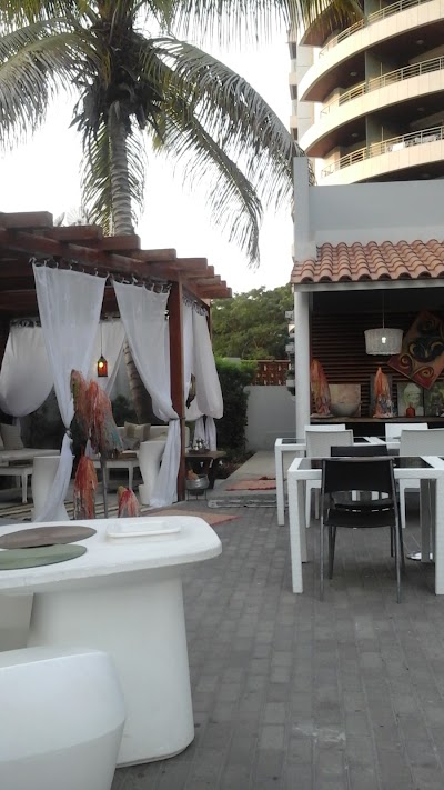 Photos of Clube de T&eacute;nis de Luanda