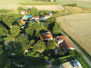 Photo n°1 de Domaine de la Motte à Thuré (Gîte)