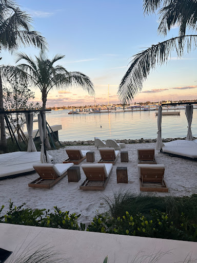 The Cove Club West Palm - Thumbnail