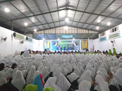 Photos of Pondok Pesantren Al-Mizan Putri Cikole