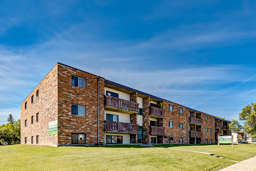 Crestview Manor - Visual
