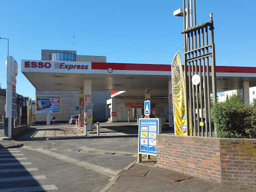 ESSO EXPRESS AURON - Thumbnail