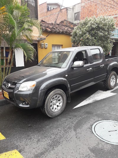 Photos of Parqueadero Kr58a