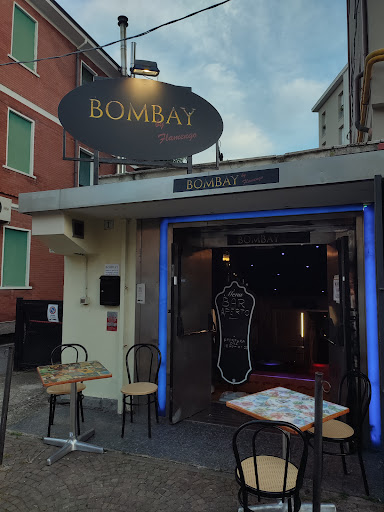 BOMBAY PUB - Visual
