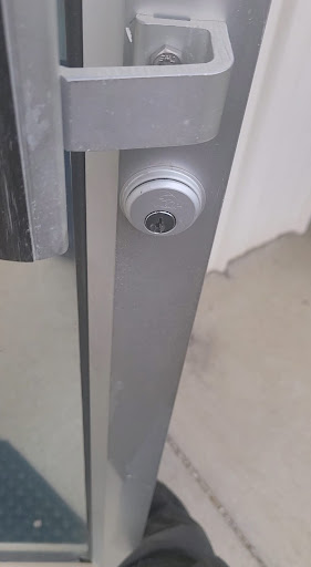 Pinky's Locksmith Service Louisville - Thumbnail