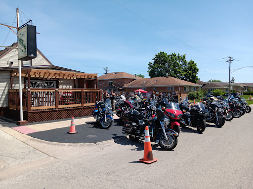 Landmark Pub - Visual