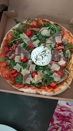 Photo 2 - New Retro Pizza 🍕
