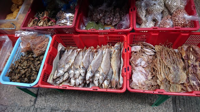 Tai Yuen Street (Toy Street)