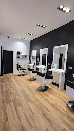 Photo n°21 de Stephan Prestige Carcassonne (salon de coiffure expert en blondeur et soins profonds) à Carcassonne (Barbier)