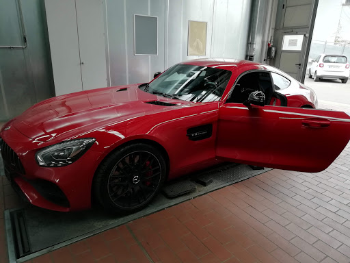 Mercedes-Benz Niederlassung München - Thumbnail