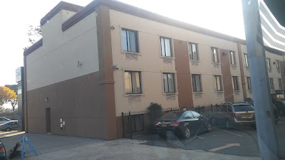 Photos of Red Roof Inn Queens