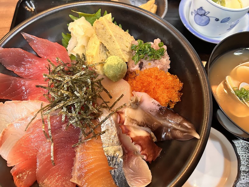 海鮮食堂魚漁家