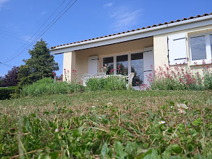 Photo n°8 de Olydea Le Lambon - Camping et résidence aux pieds du lac du Lambon à Prailles-La Couarde (Terrain pour camping-cars)