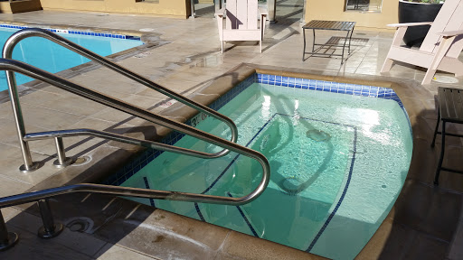 Aqua at Marina Del Rey Apartments - Thumbnail