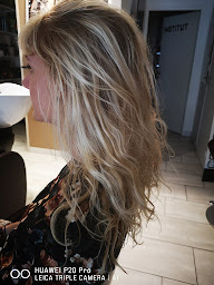 Photo n°23 de NOLA'JENN-COIFFEUR SAINT GILDAS de RHUYS- Sans RV Arzon- Sarzeau - Coloration minérale ,Végétale à Saint-Gildas-de-Rhuys (Salon de coiffure)