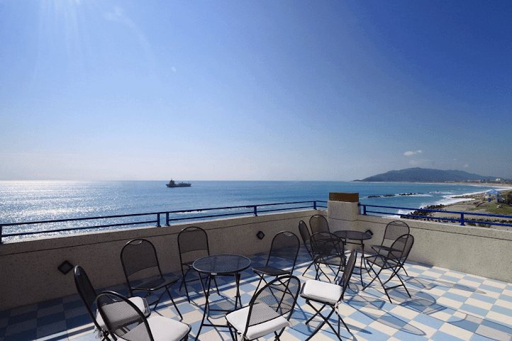 Hualien Bed and Breakfast Ocean View Bed and Breakfast is the wave hit by null