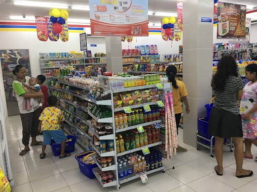 Indomaret Lebak Indah, Author: Ess Maria Goretty B
