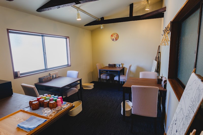 塗り絵カフェ＆Green