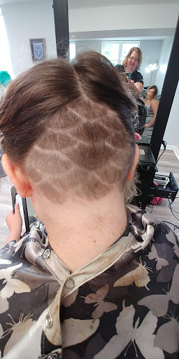 Beyond Cuts Salon - Thumbnail