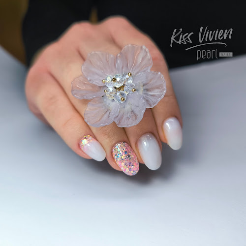 Vivien nails - Kiss Vivien - Budapest