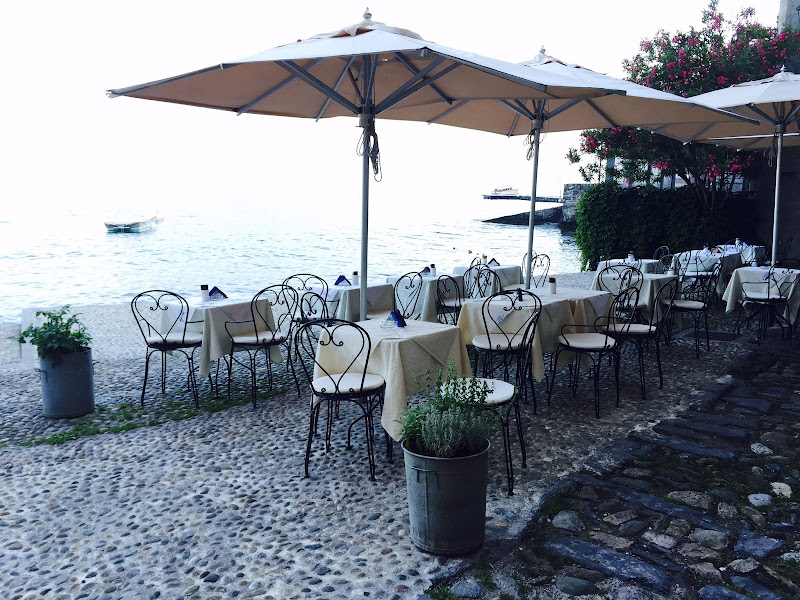 Cafe Varenna — photo