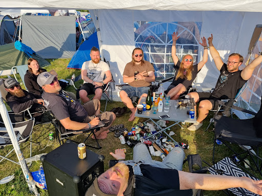 Kvart Över Skiter I Livet - Thumbnail