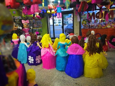 Photos of PI&Ntilde;ATIFIESTAS