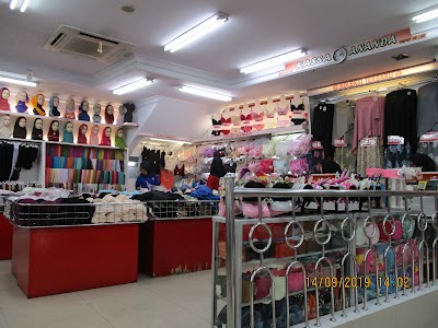 Photos of Toko Ananda
