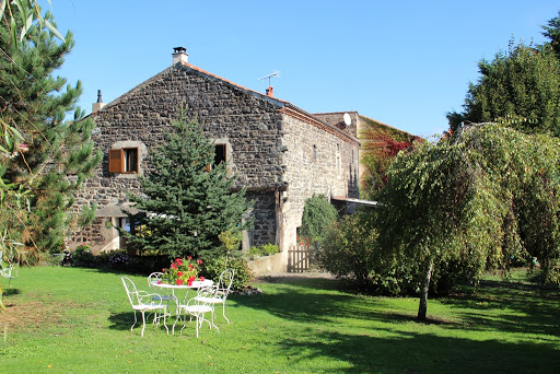 Photo de Domaine des Lilas à Saint-Germain-Lembron (63340)