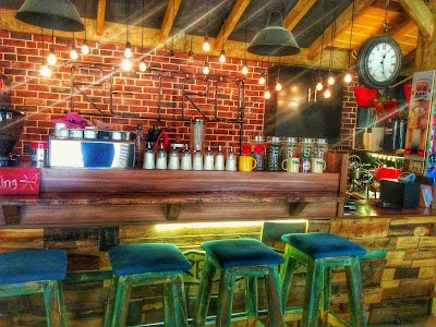 Photos of Retro Cafe