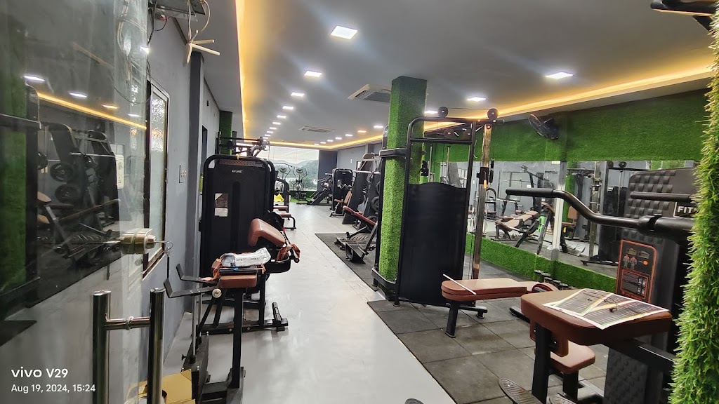 Power Gym A C Ladies Gents