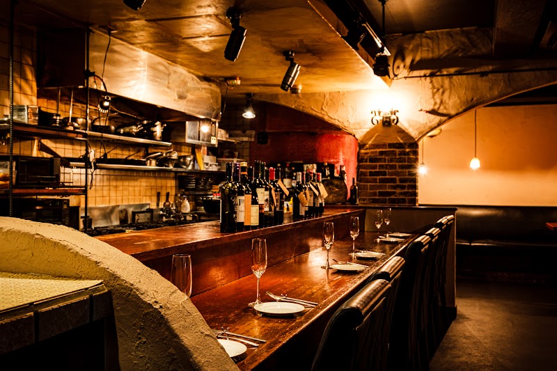 肉とワイン ワラカルネ