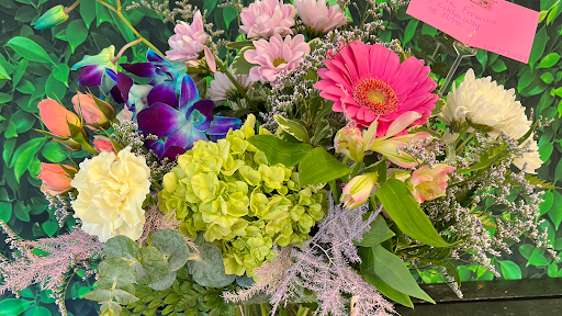 Whaling City Florist & Gift Shop Boutique - Thumbnail