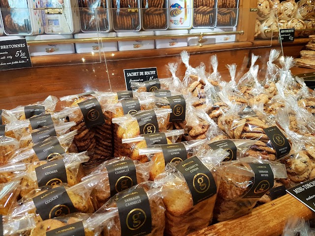 MAISON GEORGES LARNICOL - MOF - Biscuiterie Chocolaterie