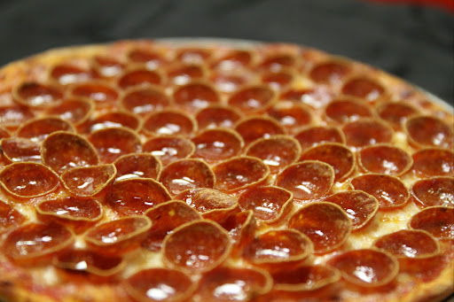 Ange's Pizza - Visual