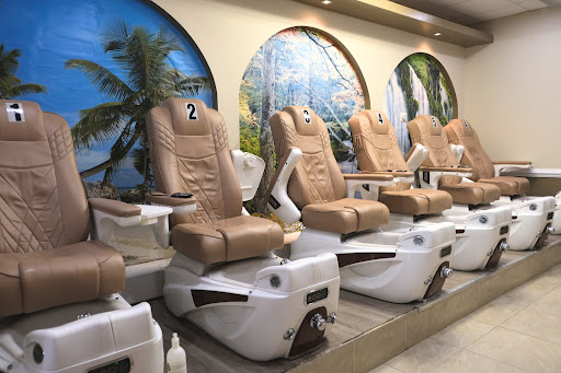 Protips Nails & Spa - Thumbnail